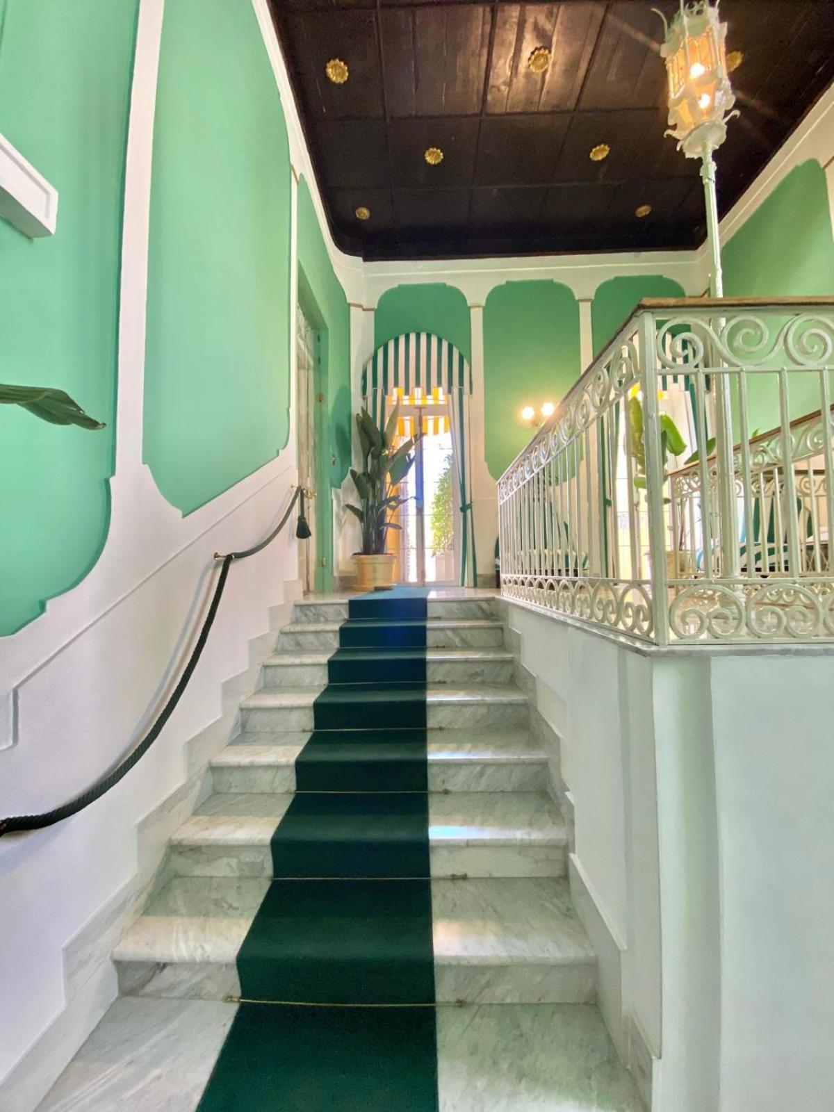 Palazzo Cherubini-Pools & Wellness Rossano Exterior foto